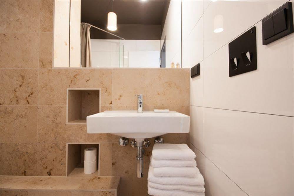 Room For Rent Unterhaching Luaran gambar