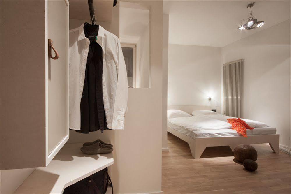 Room For Rent Unterhaching Luaran gambar