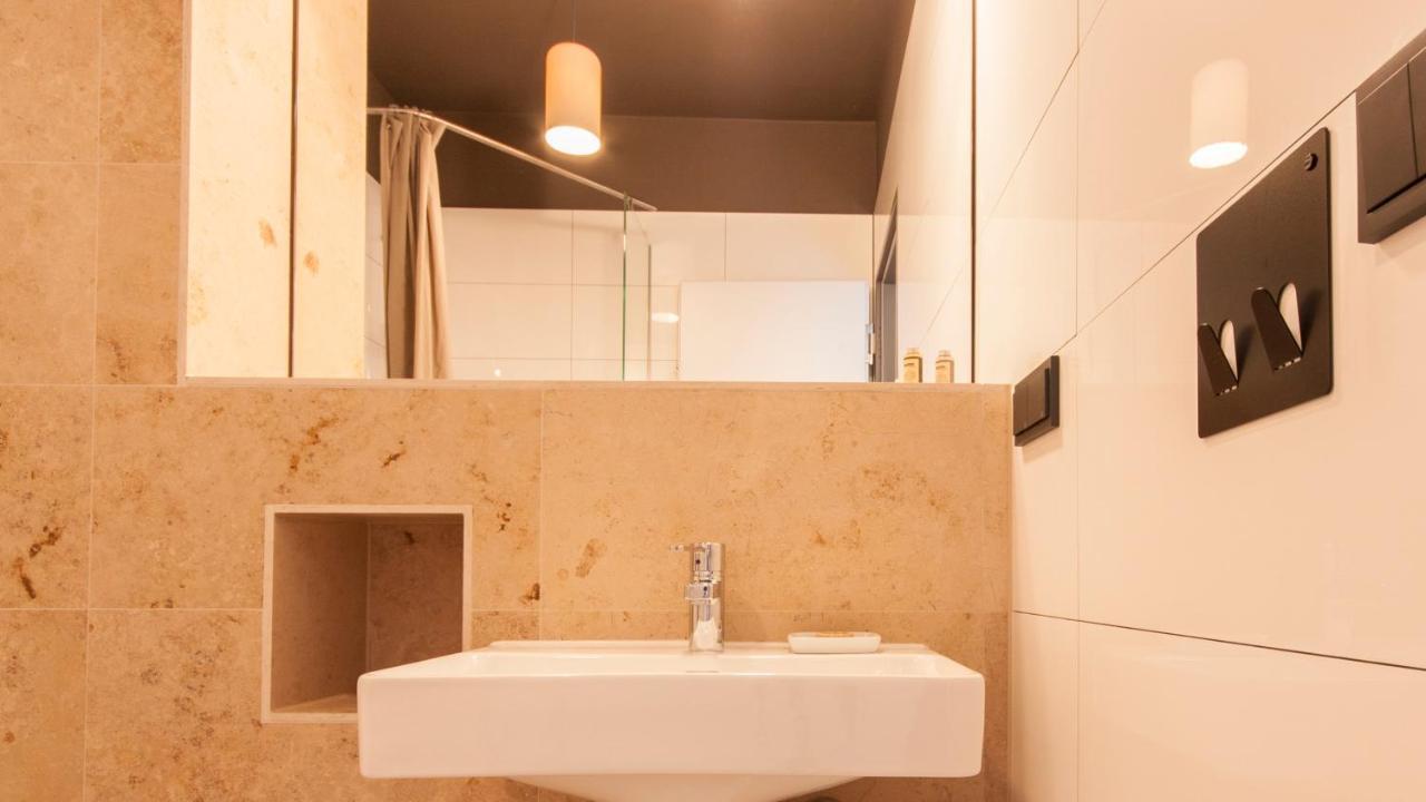 Room For Rent Unterhaching Luaran gambar